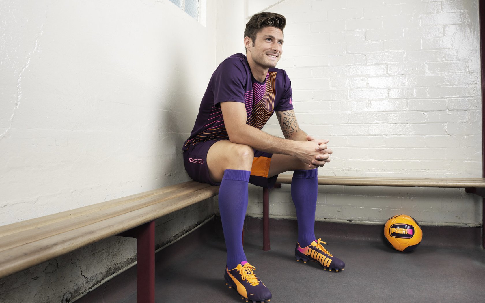 九游APP-哈弗茨化身关键先生，AC米兰客场力克雷恩展现战术唯一性